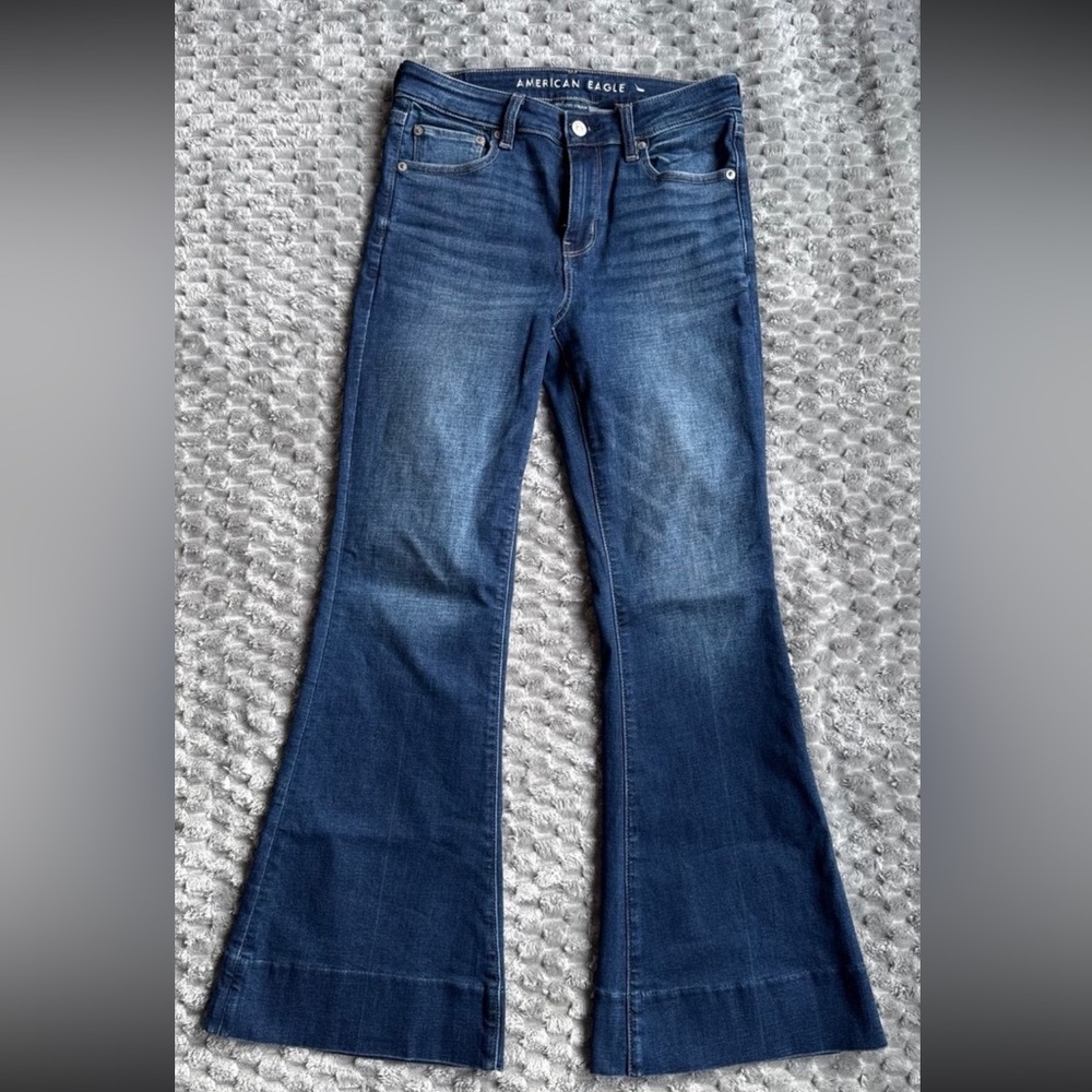 American Eagle Outfitters High Rise Flares 4S